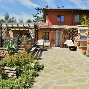  Bed & Breakfast La Piazzetta